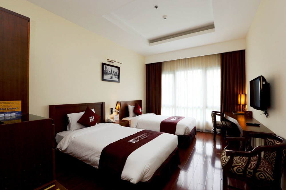 Le Carnot Boutique Hotel Hanoi Exterior photo